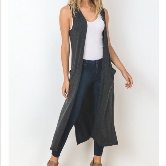 Sleeveless Gray Duster - Picture 2 of 6